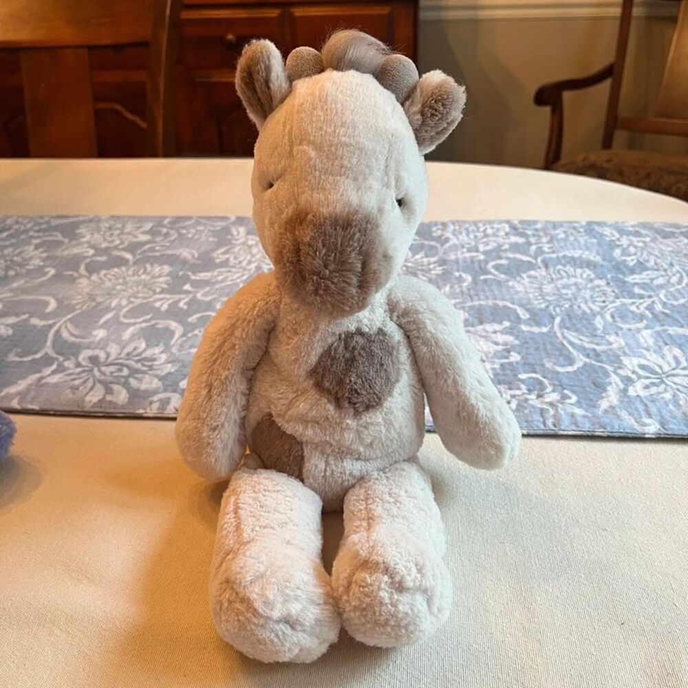 Jellycat Medium Billie Giraffe